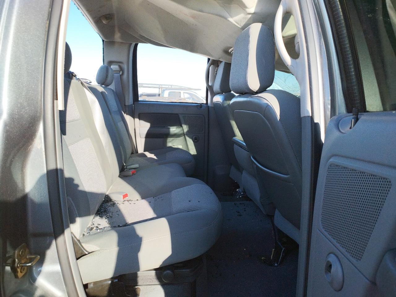Photo 6 from auction – 2006 DODGE RAM 2500 S with VIN 1D7KS28C96J237625