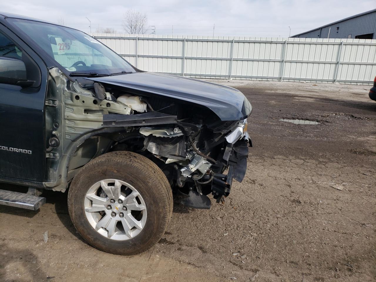 Photo 9 from auction – 2018 CHEVROLET COLORADO L with VIN 1GCHTCEA0J1156211