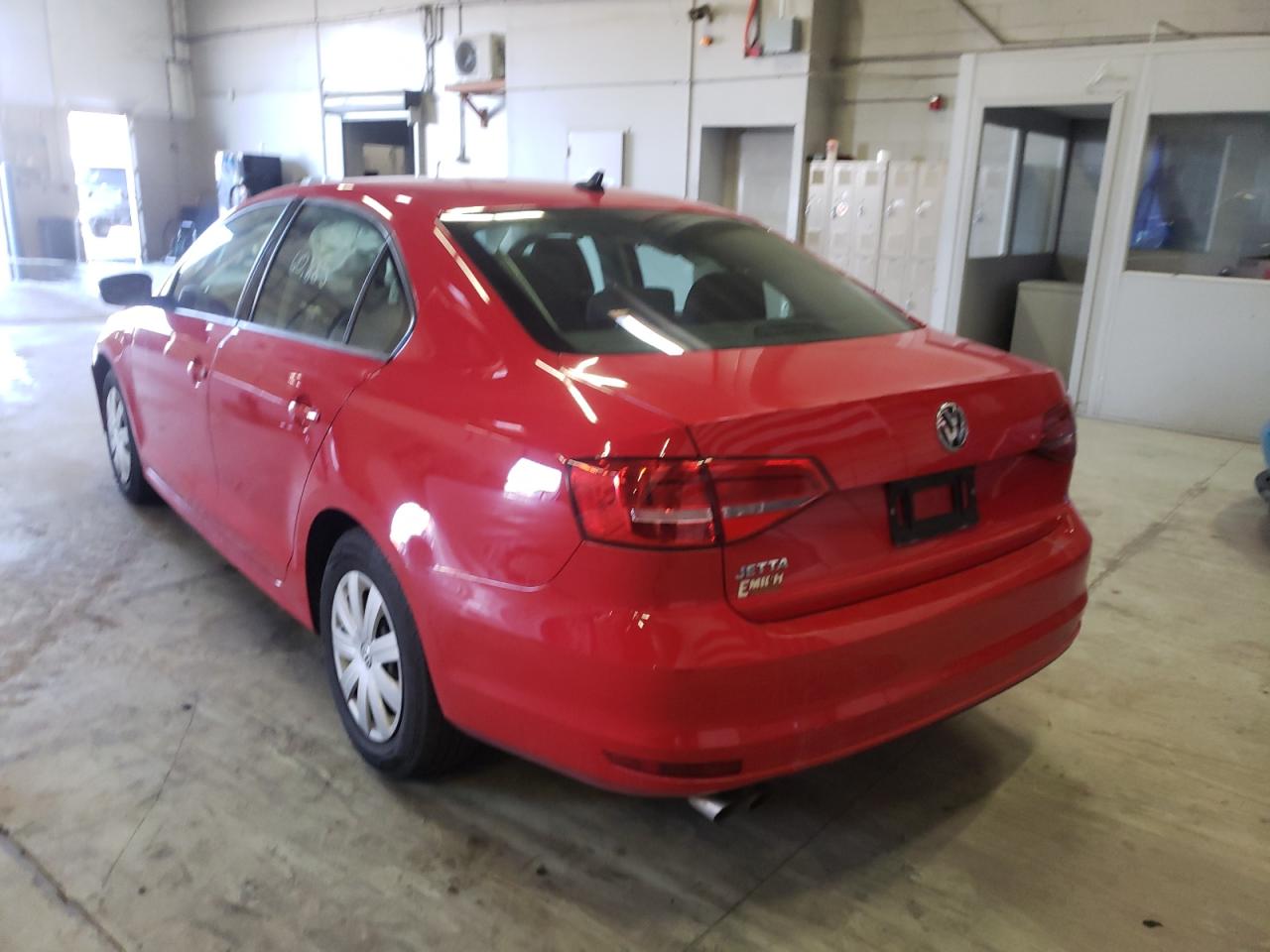 Photo 3 from auction – 2015 VOLKSWAGEN JETTA BASE with VIN 3VW1K7AJ7FM304170