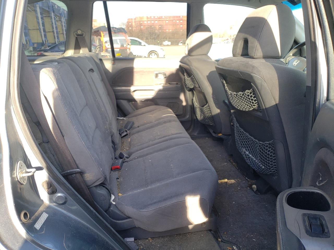 Photo 6 from auction – 2007 HONDA PILOT EX with VIN 2HKYF18467H534969