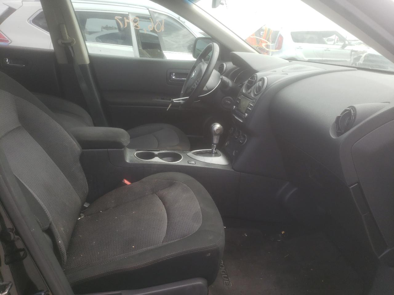 Photo 5 from auction – 2013 NISSAN ROGUE S with VIN JN8AS5MT1DW503379