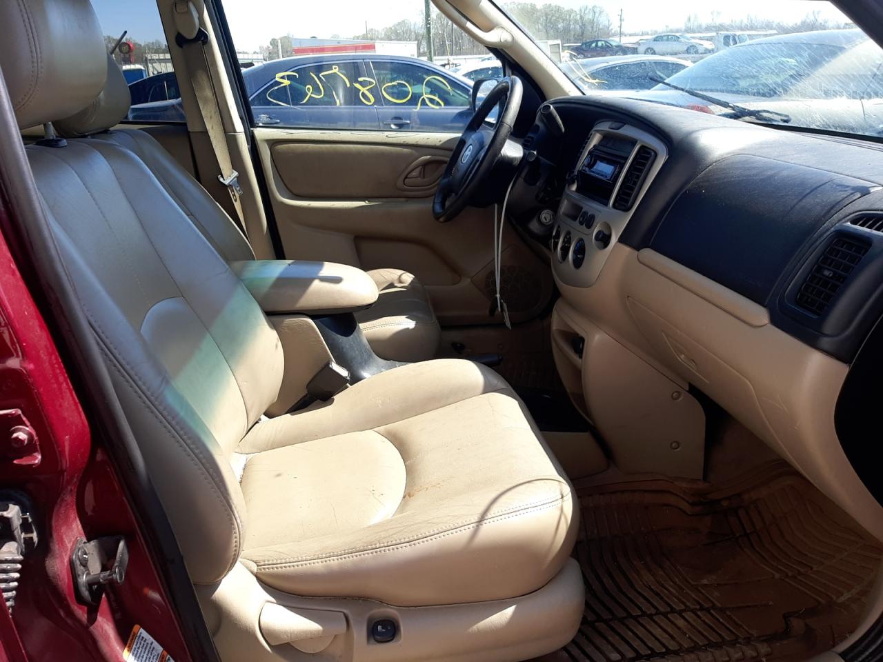 Photo 5 from auction – 2003 MAZDA TRIBUTE ES with VIN 4F2CZ06163KM00558