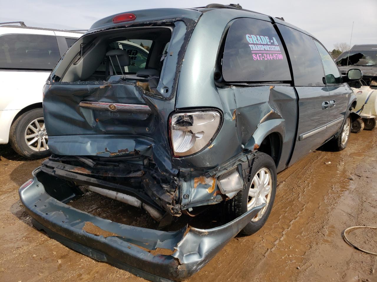Photo 4 from auction – 2007 CHRYSLER TOWN & COU with VIN 2A4GP54L97R298652