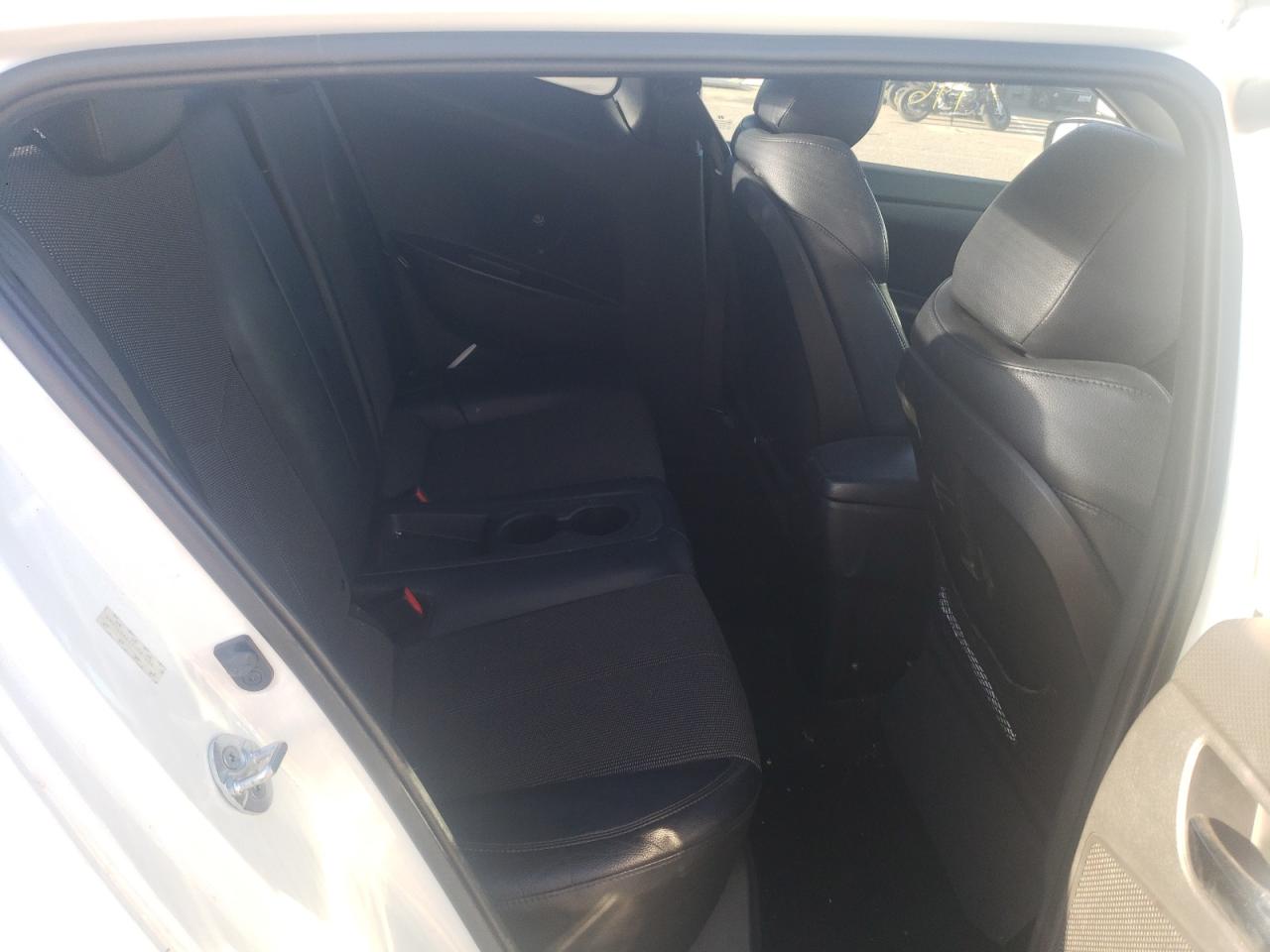 Photo 6 from auction – 2013 HYUNDAI VELOSTER with VIN KMHTC6AD5DU087686