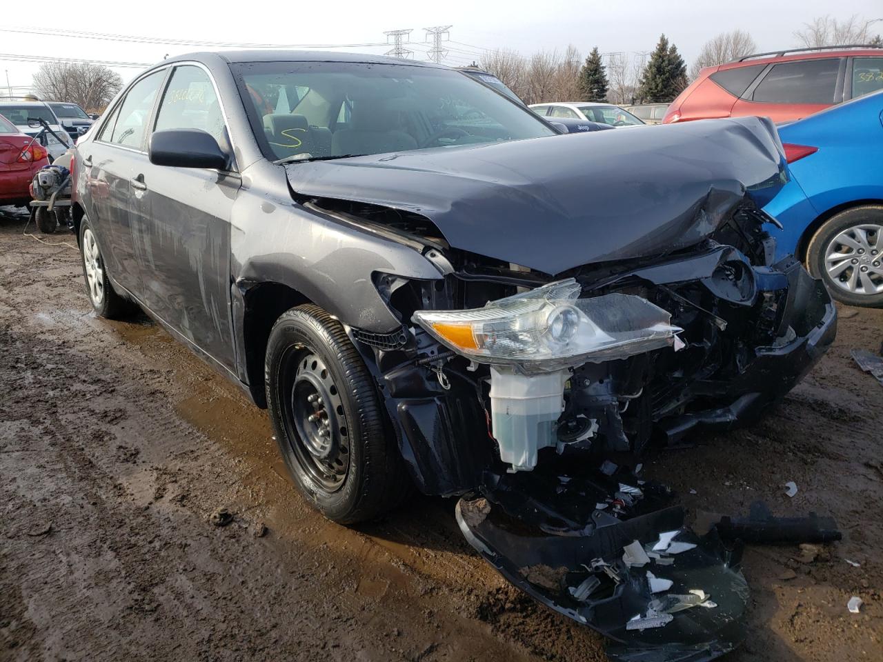 TOYOTA CAMRY BASE 2011 مع رقم تعريف المركبة 4T1BF3EK8BU744018 - صورة من المزاد