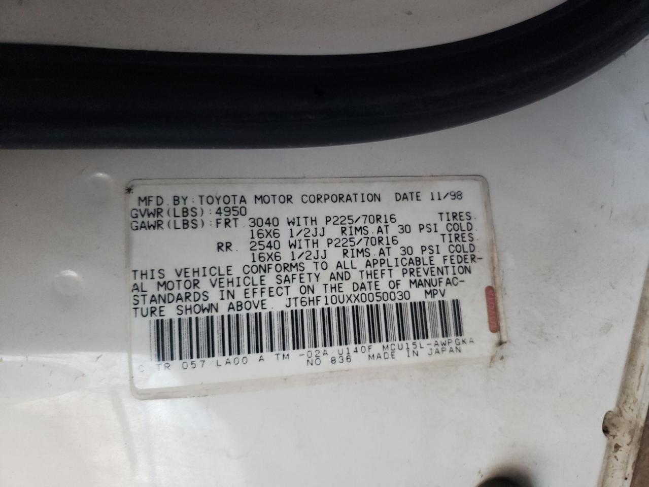 Photo 10 from auction – 1999 LEXUS RX 300 with VIN JT6HF10UXX0050030