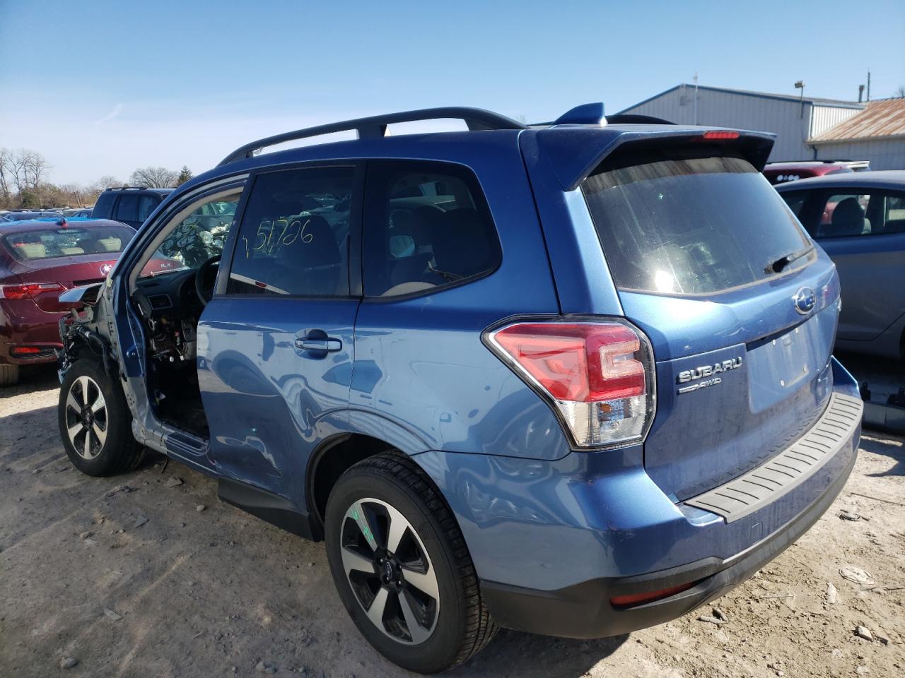 Photo 3 from auction – 2018 SUBARU FORESTER 2 with VIN JF2SJAEC5JH402602