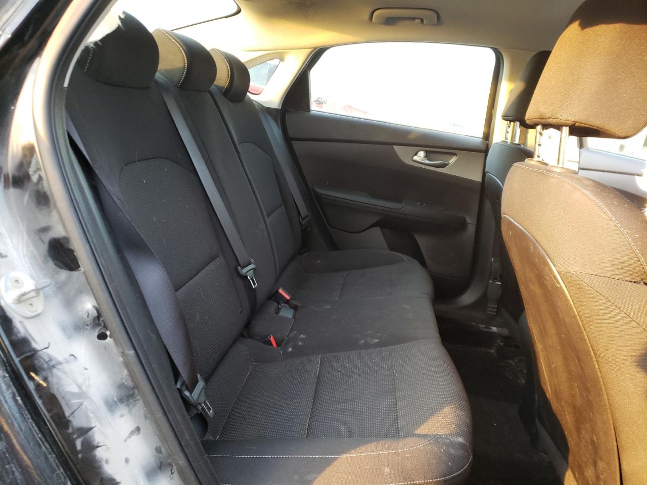 Photo 6 from auction – 2019 KIA FORTE FE with VIN 3KPF24AD0KE108531