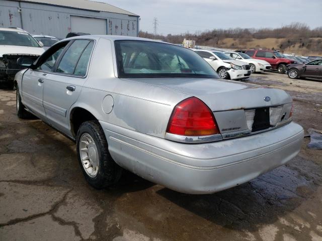 Photo 3 from auction – 2000 FORD CROWN VICT with VIN 2FAFP74W0YX123538