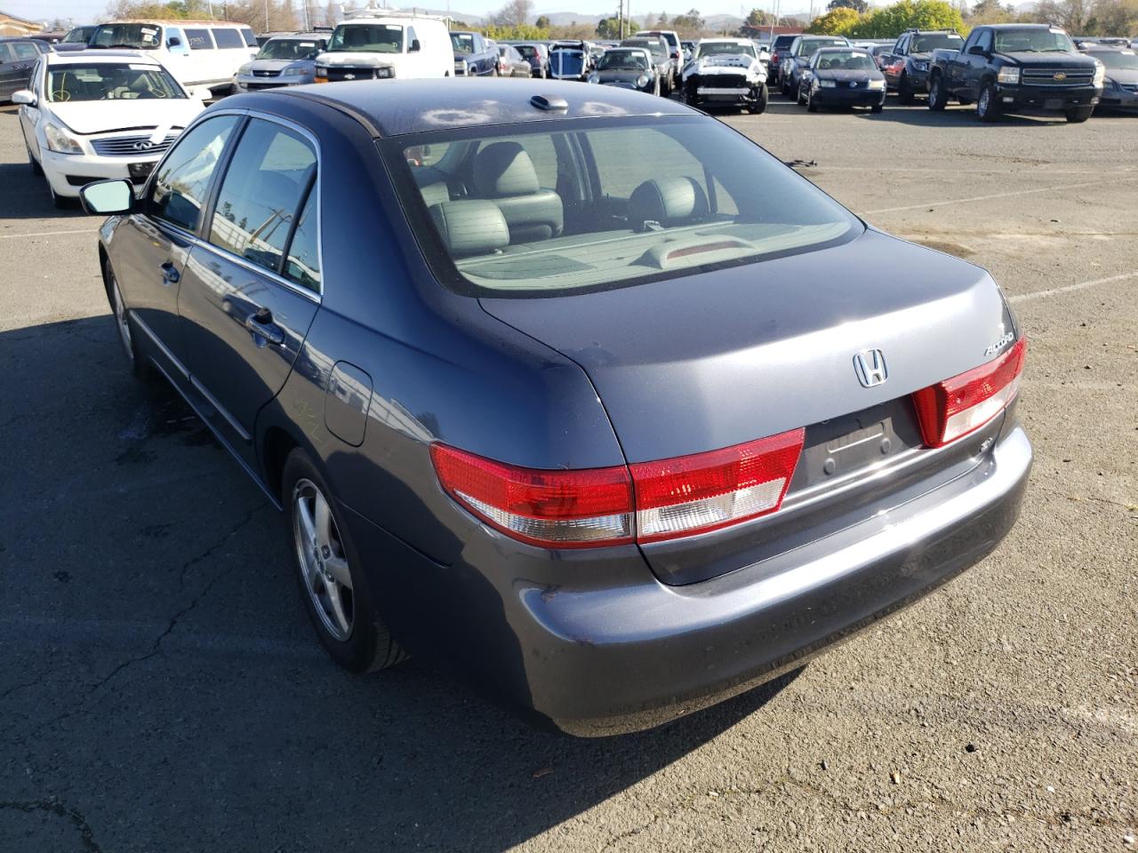 Photo 3 from auction – 2004 HONDA ACCORD EX with VIN JHMCM568X4C035868