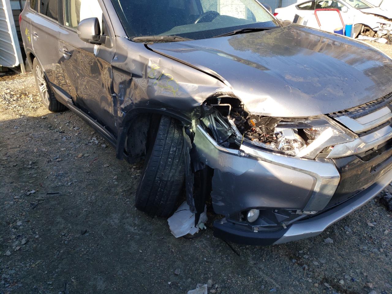 Photo 9 from auction – 2017 MITSUBISHI OUTLANDER with VIN JA4AZ3A35HZ026454
