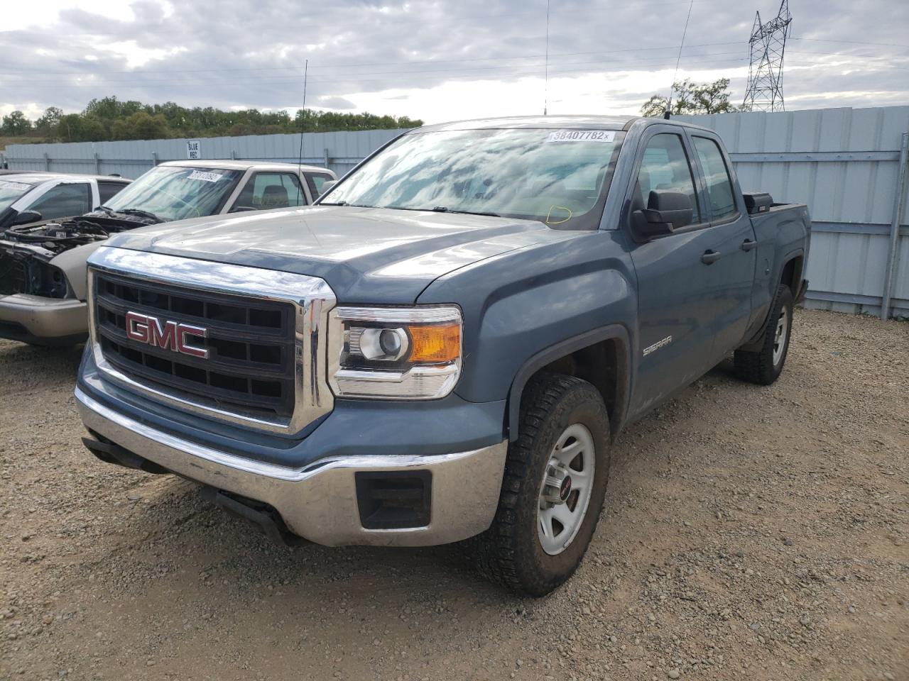 Photo 2 from auction – 2014 GMC SIERRA K15 with VIN 1GTV2TEC4EZ295580