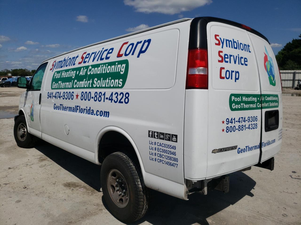 Photo 3 from auction – 2018 CHEVROLET EXPRESS G3 with VIN 1GCZGHFG0J1325720