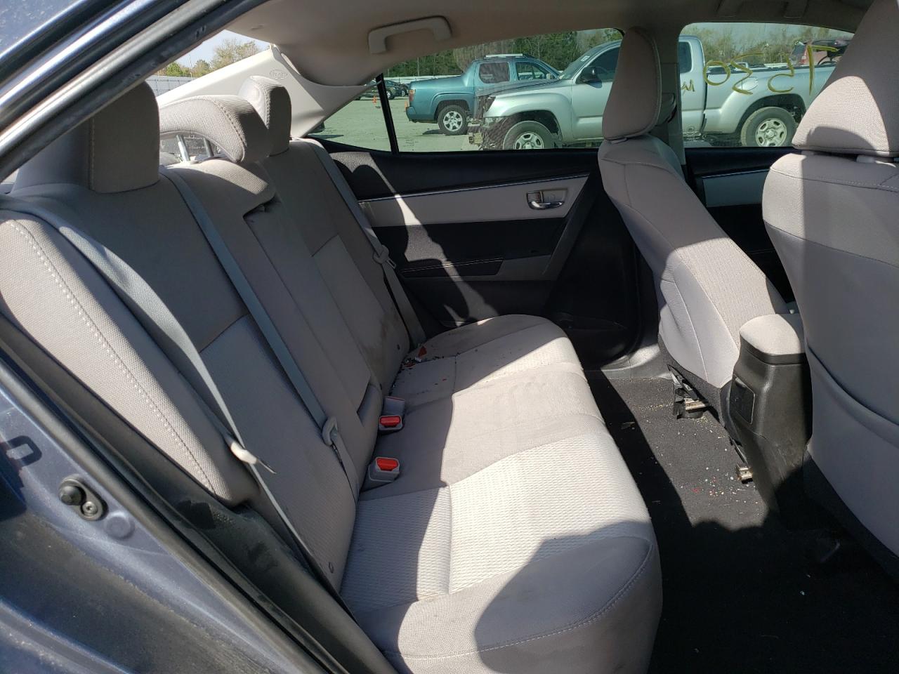 Photo 6 from auction – 2015 TOYOTA COROLLA L with VIN 5YFBURHE8FP355059