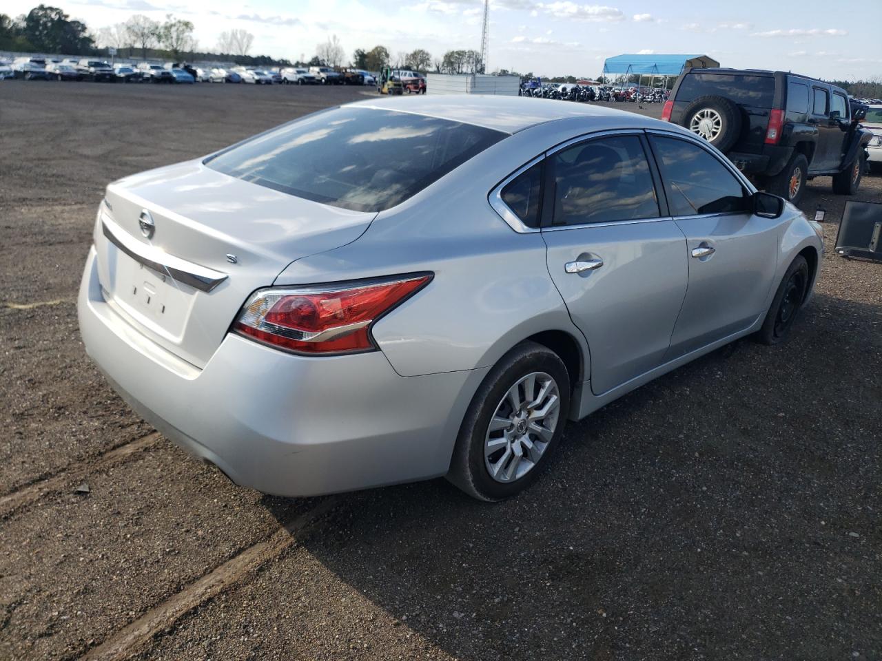 Photo 4 from auction – 2015 NISSAN ALTIMA 2.5 with VIN 1N4AL3AP9FN311260