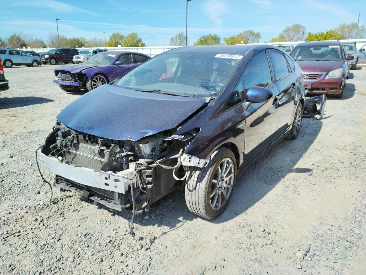 Photo 2 from auction – 2014 TOYOTA PRIUS with VIN JTDKN3DU4E0363367