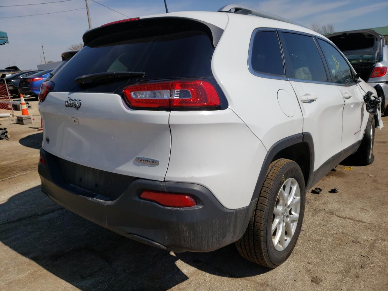Photo 4 from auction – 2017 JEEP CHEROKEE L with VIN 1C4PJLCB4HW661923