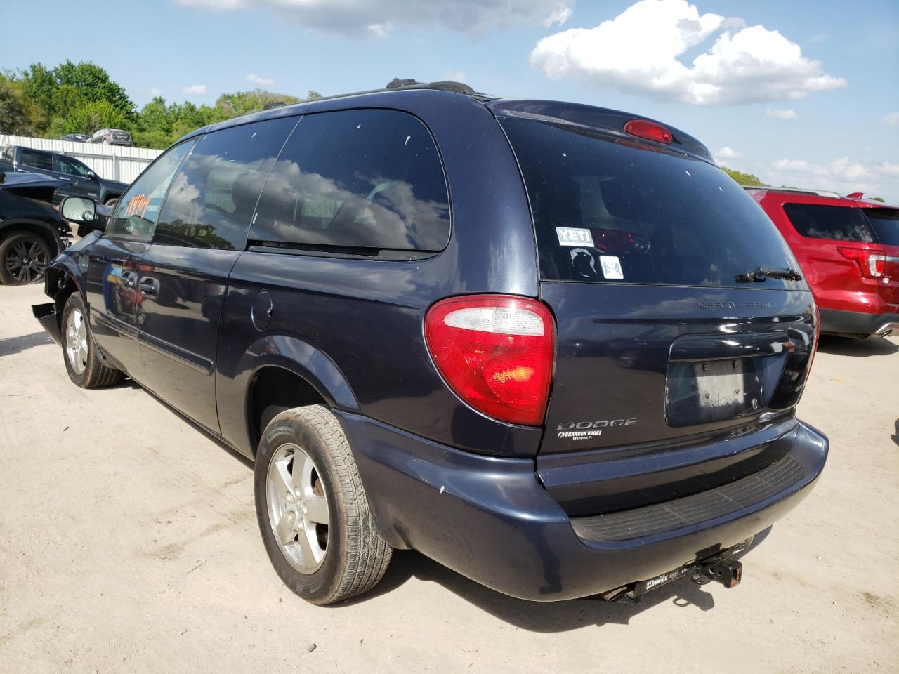 Photo 3 from auction – 2007 DODGE GRAND CARA with VIN 2D4GP44L67R149828