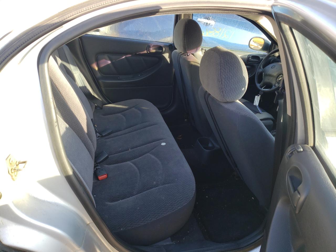 Photo 6 from auction – 2001 DODGE STRATUS SE with VIN 1B3EJ46X11N526531
