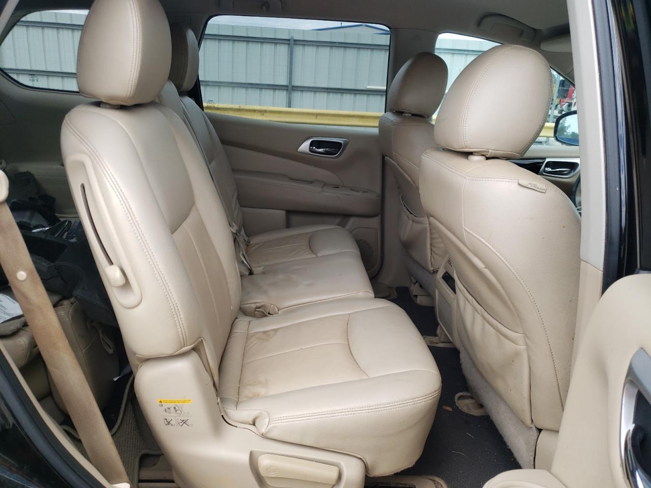 Photo 6 from auction – 2014 NISSAN PATHFINDER with VIN 5N1AR2MN7EC735944