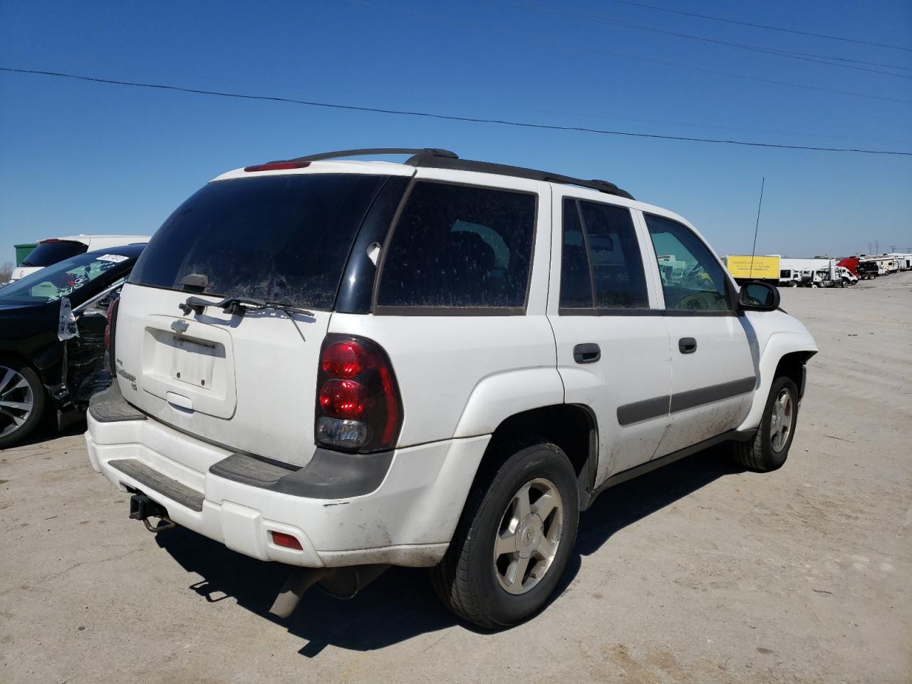 Photo 4 from auction – 2005 CHEVROLET TRAILBLAZE with VIN 1GNDT13SX52269959