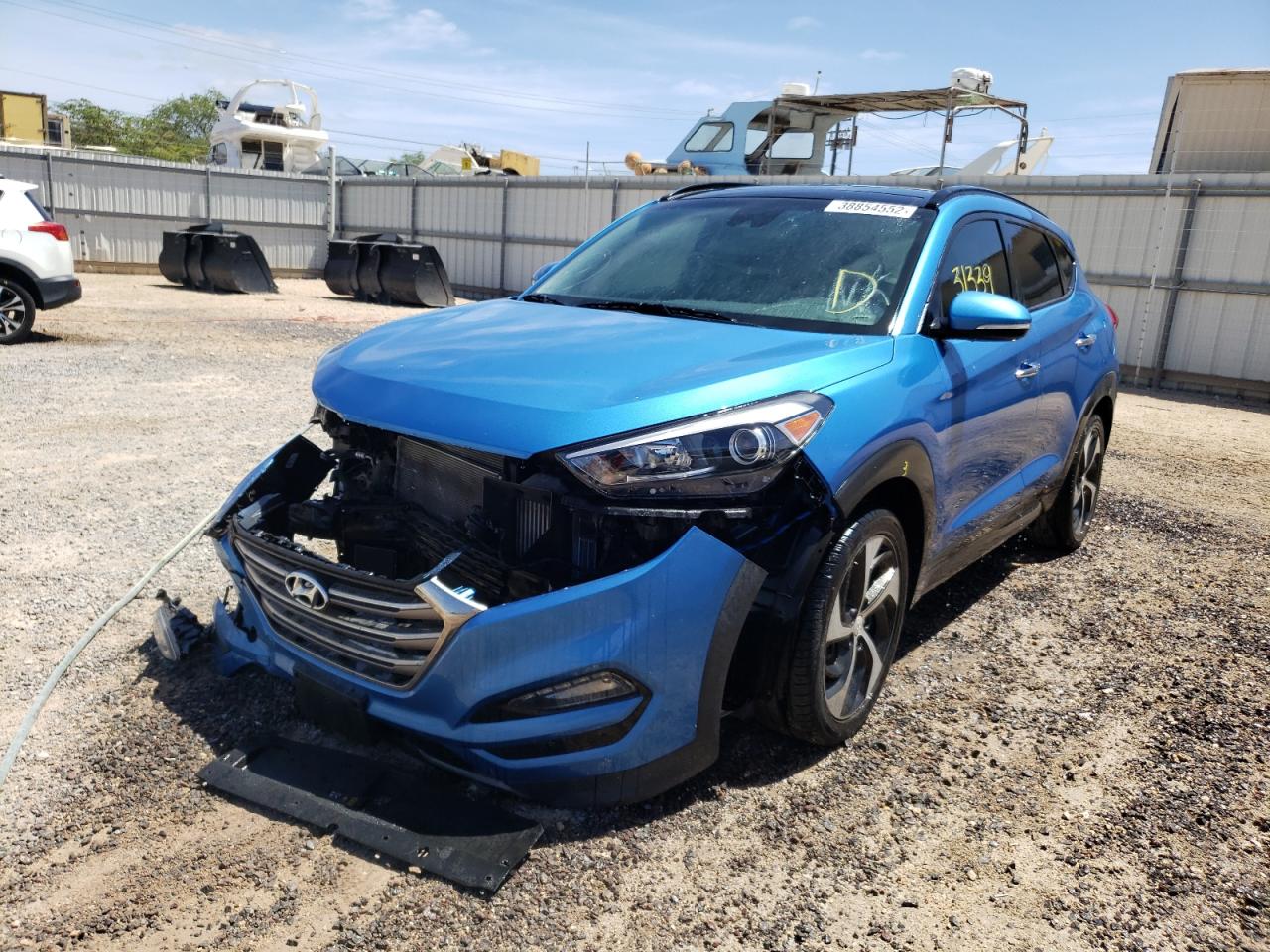 Photo 2 from auction – 2016 HYUNDAI TUCSON LIM with VIN KM8J33A25GU089883