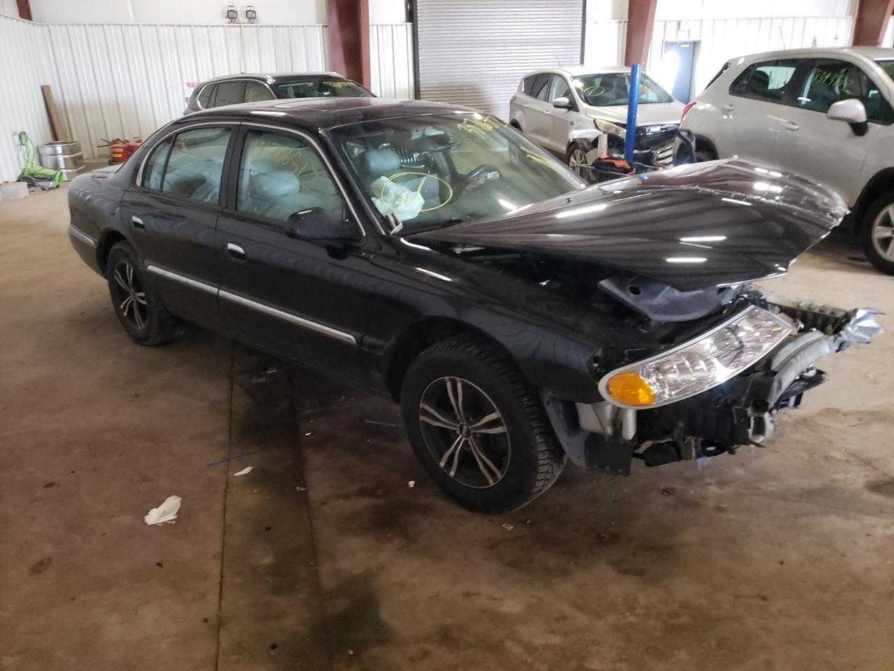 Photo 1 from auction – 1998 LINCOLN CONTINENTA with VIN 1LNFM97V1WY647890