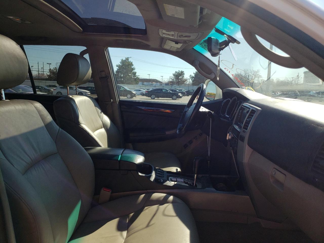 Photo 5 from auction – 2007 TOYOTA 4RUNNER LI with VIN JTEBT17RX70067737