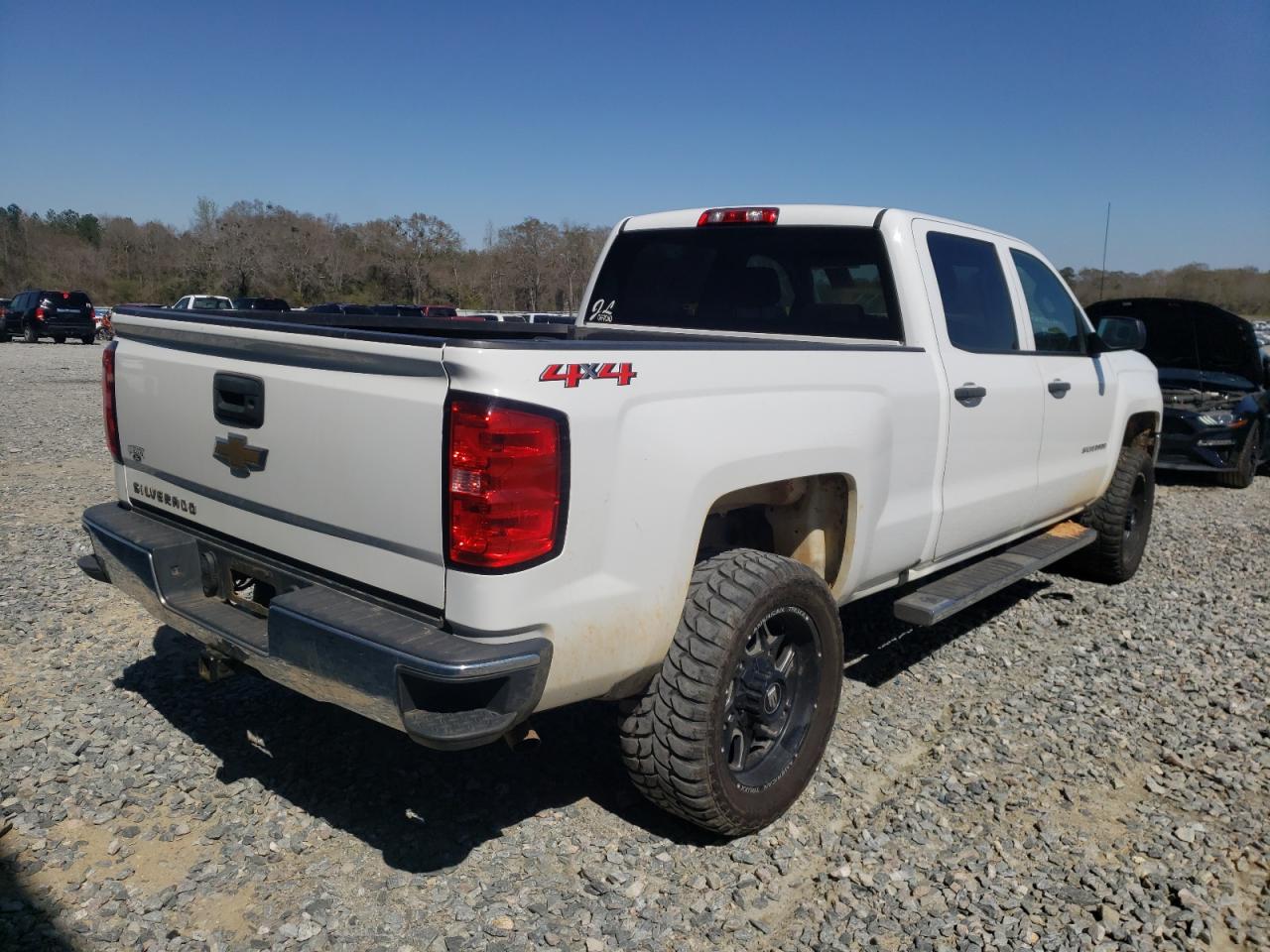 Photo 4 from auction – 2018 CHEVROLET SILVERADO with VIN 1GCUKNEC9JF222112