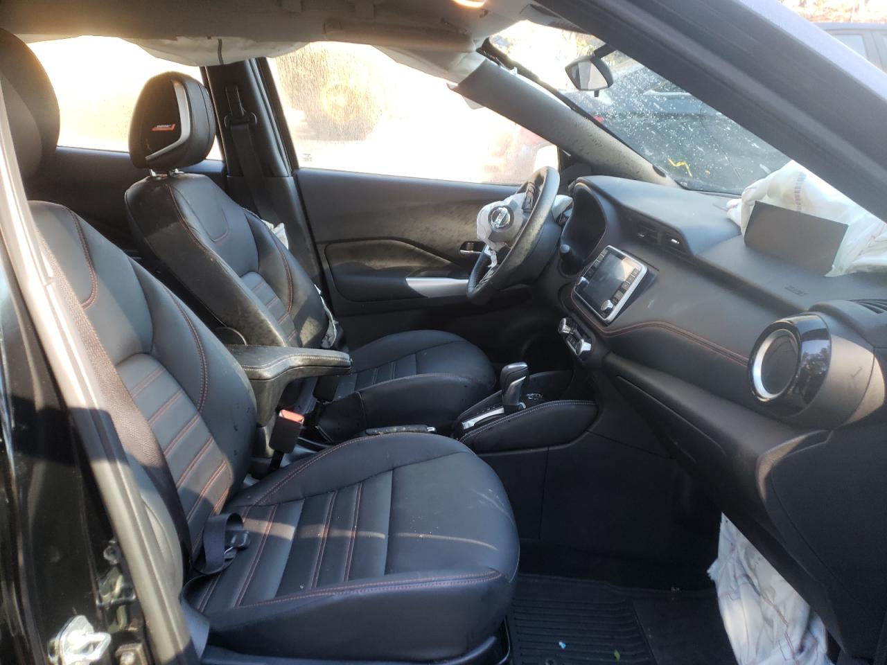 Photo 5 from auction – 2020 NISSAN KICKS SR with VIN 3N1CP5DV6LL577153