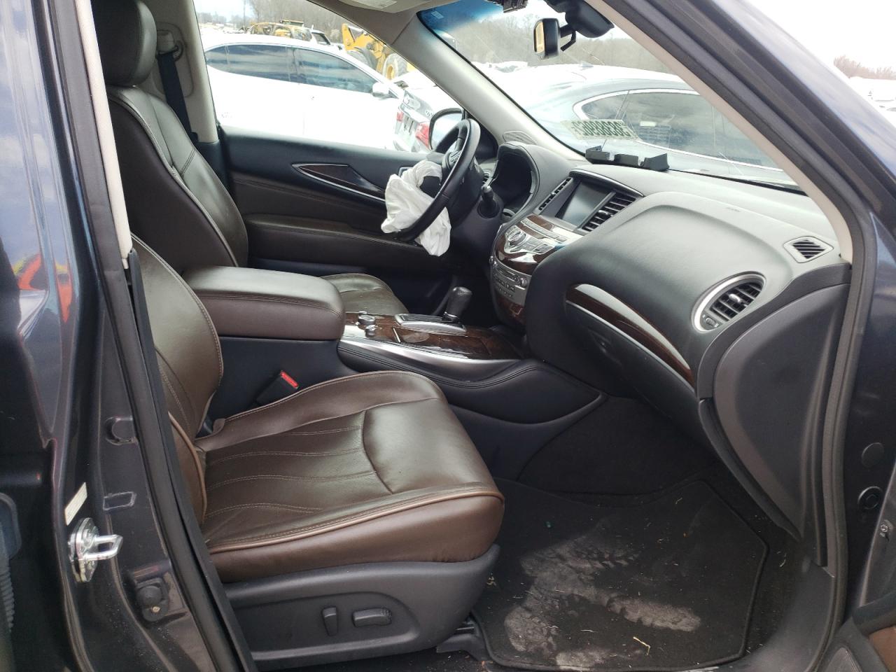 Photo 5 from auction – 2013 INFINITI JX35 with VIN 5N1AL0MM3DC303752
