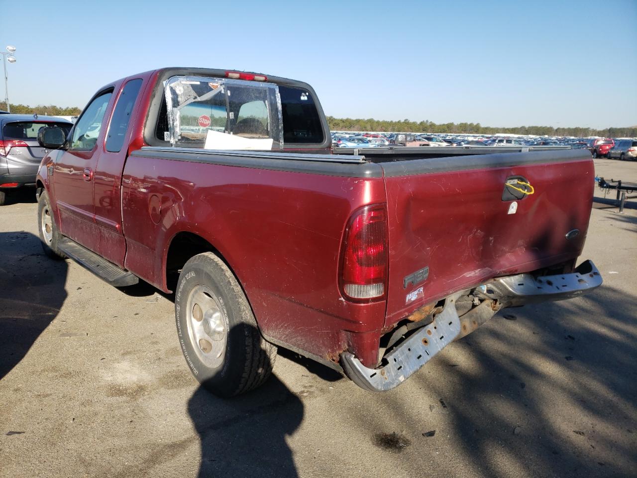 Photo 3 from auction – 2000 FORD F150 with VIN 1FTRX17W2YNC38269