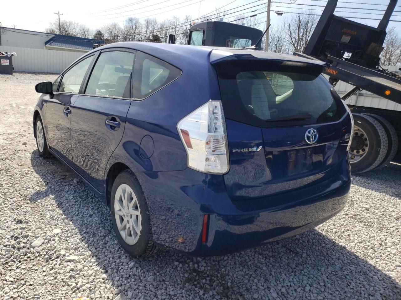 Photo 3 from auction – 2012 TOYOTA PRIUS V with VIN JTDZN3EU9C3065051