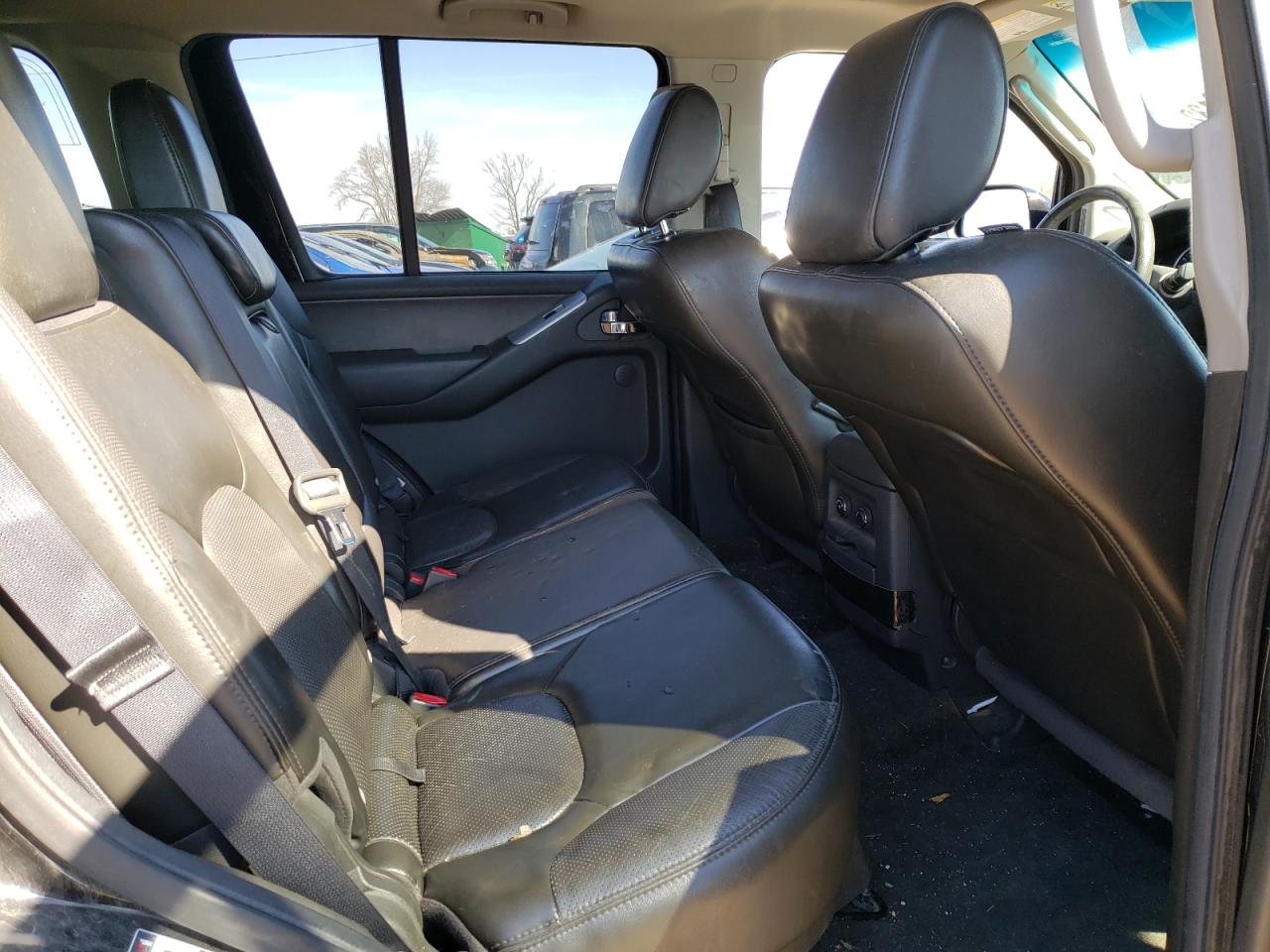 Photo 6 from auction – 2012 NISSAN PATHFINDER with VIN 5N1AR1NB5CC605074