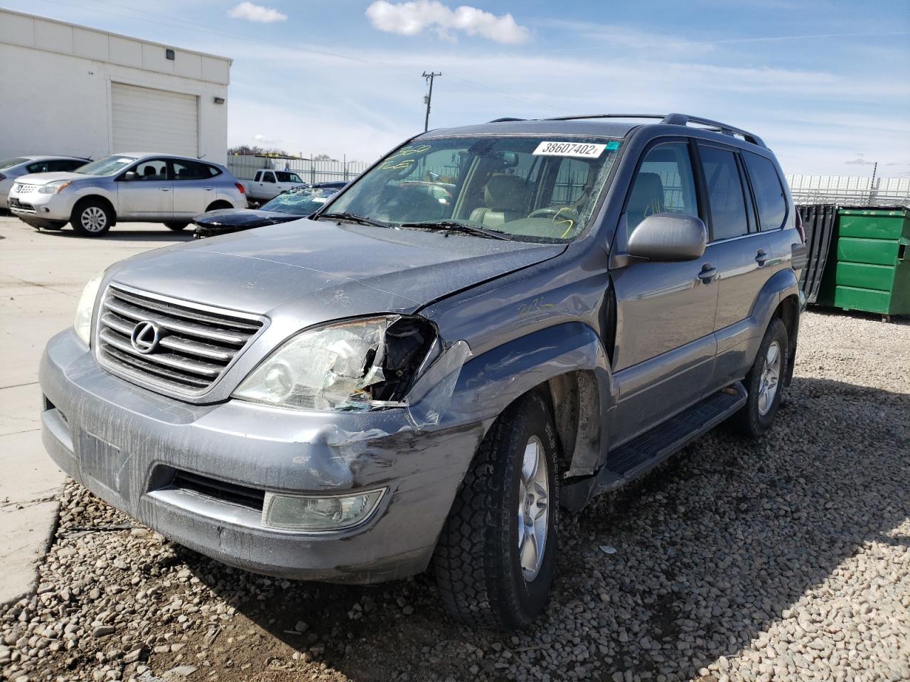 Photo 2 from auction – 2005 LEXUS GX 470 with VIN JTJBT20X050085659