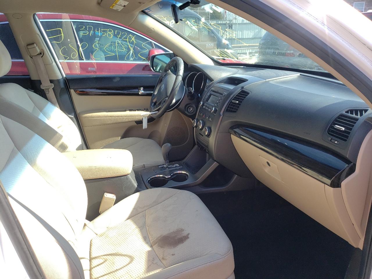 Photo 5 from auction – 2011 KIA SORENTO BA with VIN 5XYKTDA23BG092998