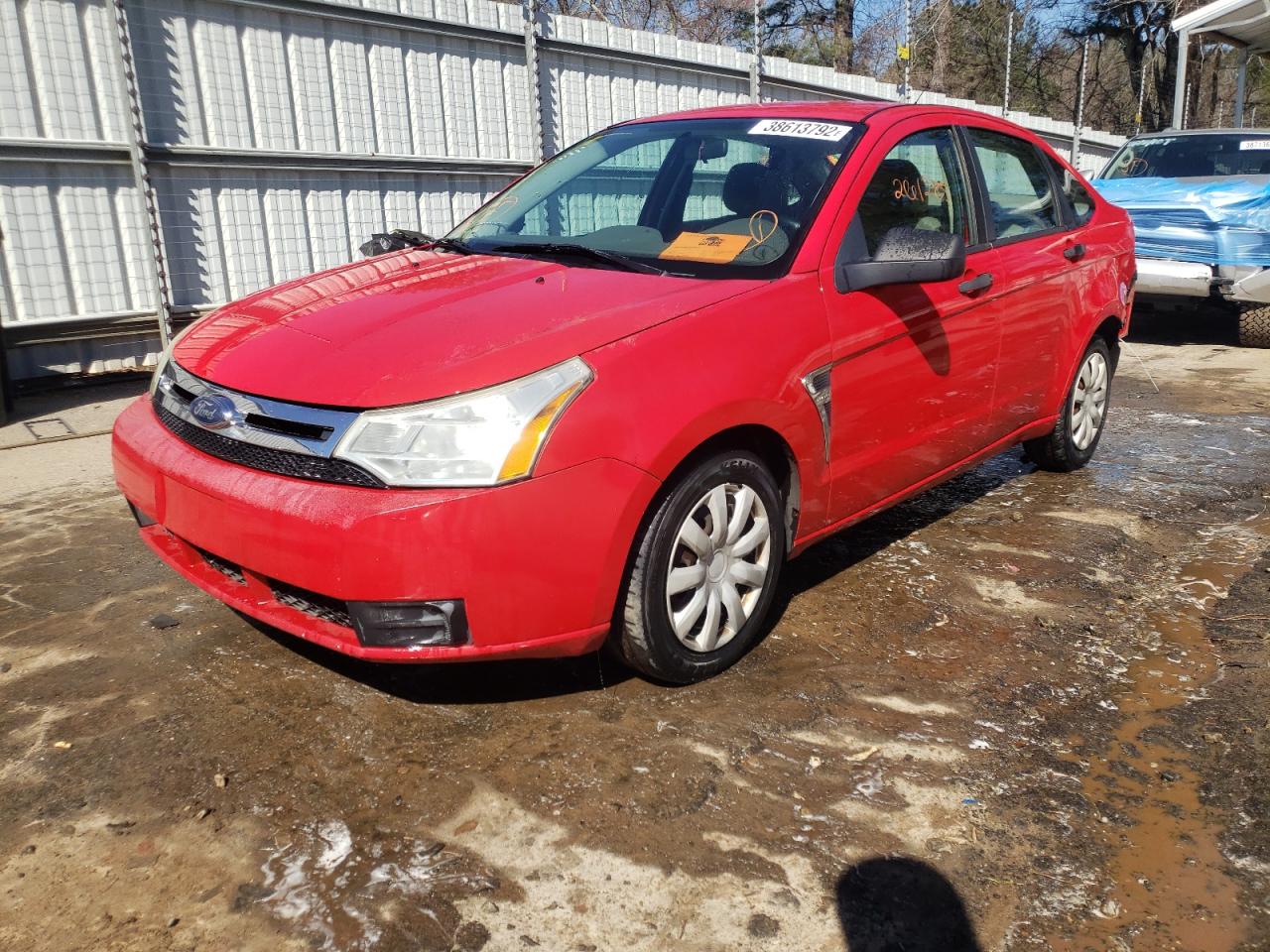 Photo 2 from auction – 2008 FORD FOCUS S/SE with VIN 1FAHP34N58W102074