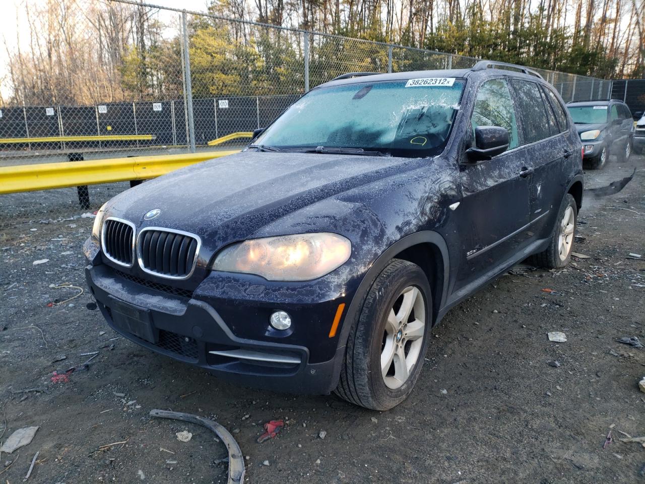 Photo 2 from auction – 2007 BMW X5 3.0I with VIN 4USFE43577LY76738