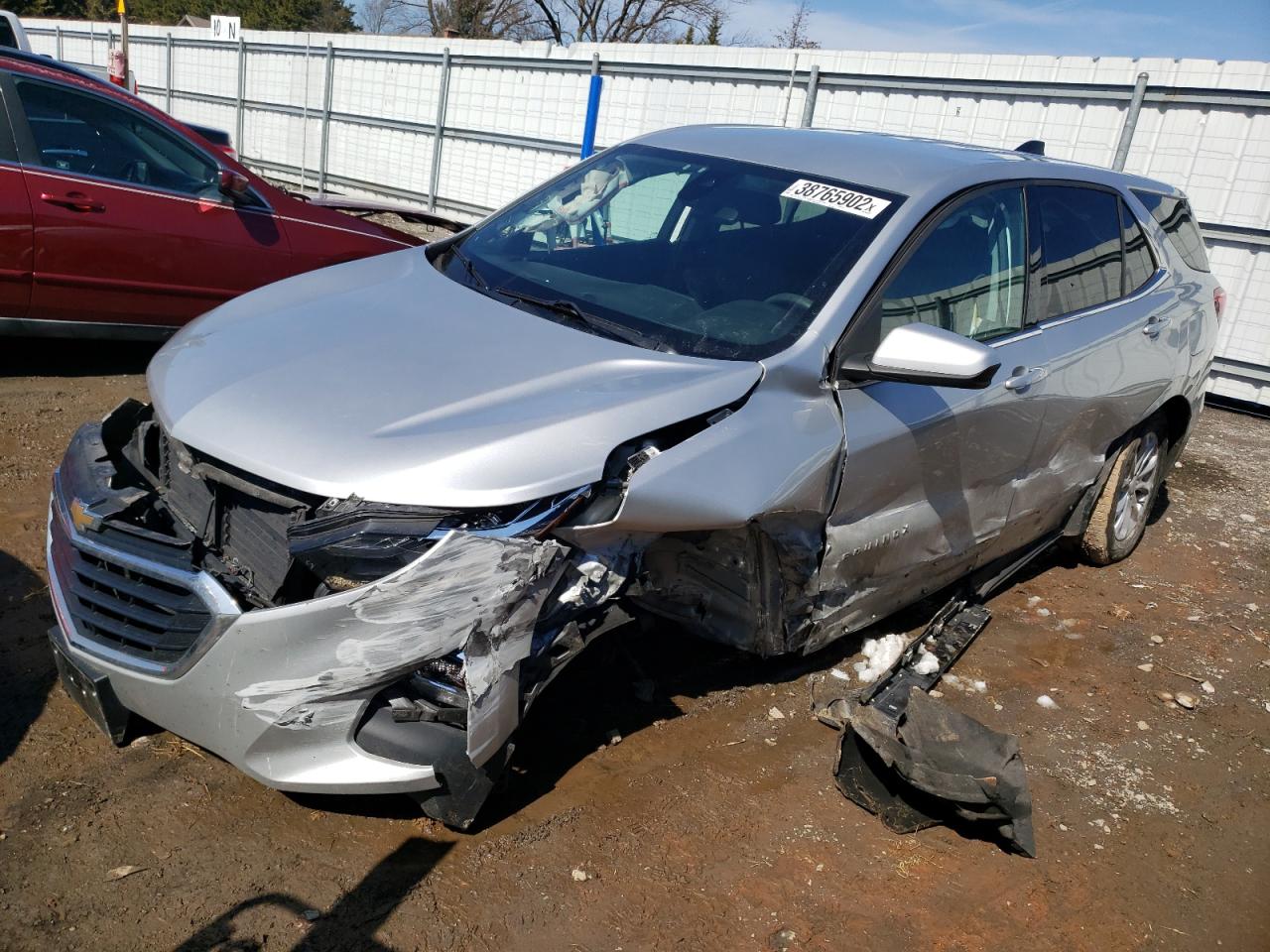 Photo 2 from auction – 2020 CHEVROLET EQUINOX LT with VIN 3GNAXUEV2LS560554