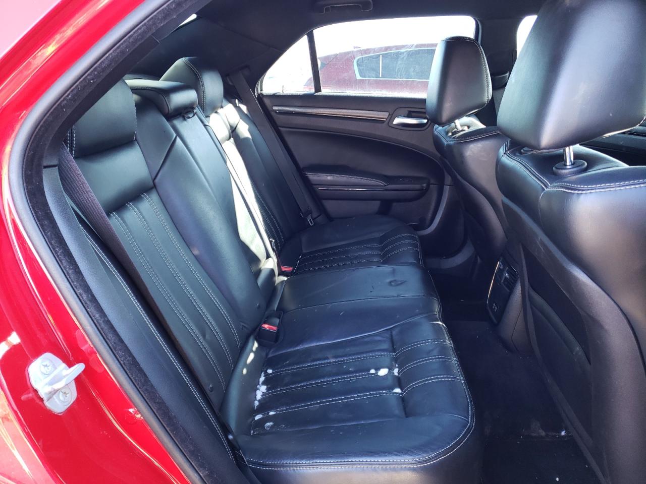 Photo 6 from auction – 2015 CHRYSLER 300 S with VIN 2C3CCAGG4FH793129