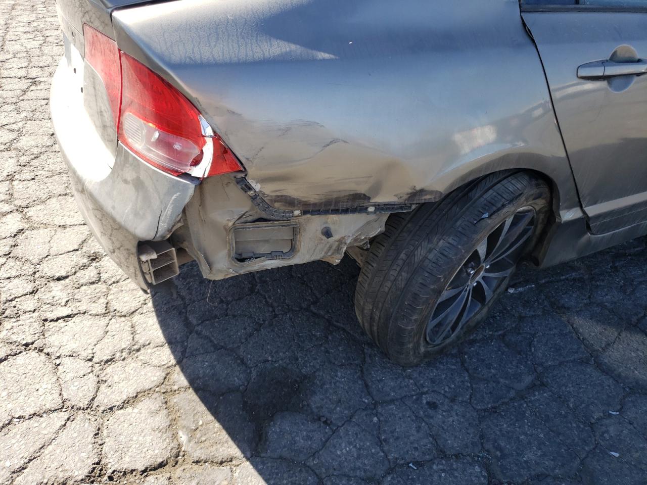 Photo 19 from auction – 2006 HONDA CIVIC EX with VIN JHMFA16856S010433