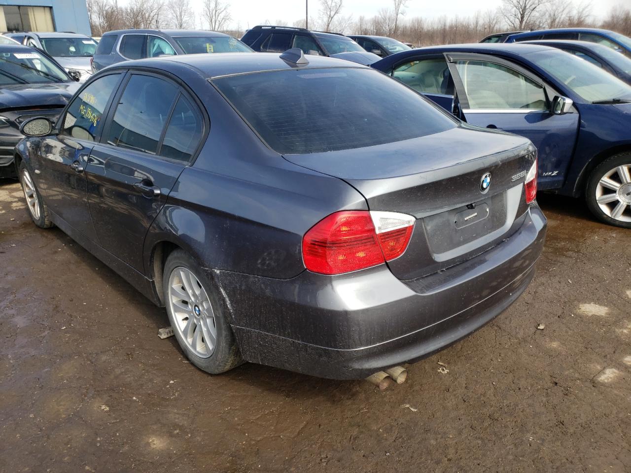 Photo 3 from auction – 2007 BMW 328 I with VIN WBAVA33587PG53527