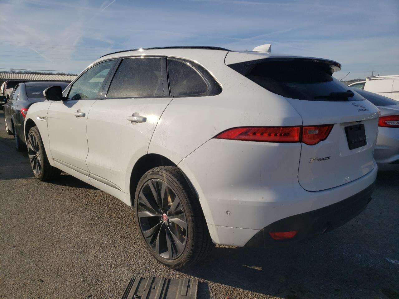 Photo 3 from auction – 2018 JAGUAR F-PACE R - with VIN SADCL2FXXJA288887