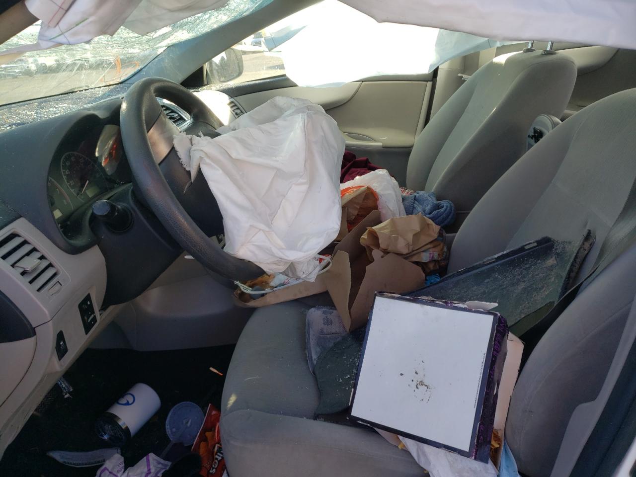 Photo 5 from auction – 2013 TOYOTA COROLLA BA with VIN 2T1BU4EE9DC121260