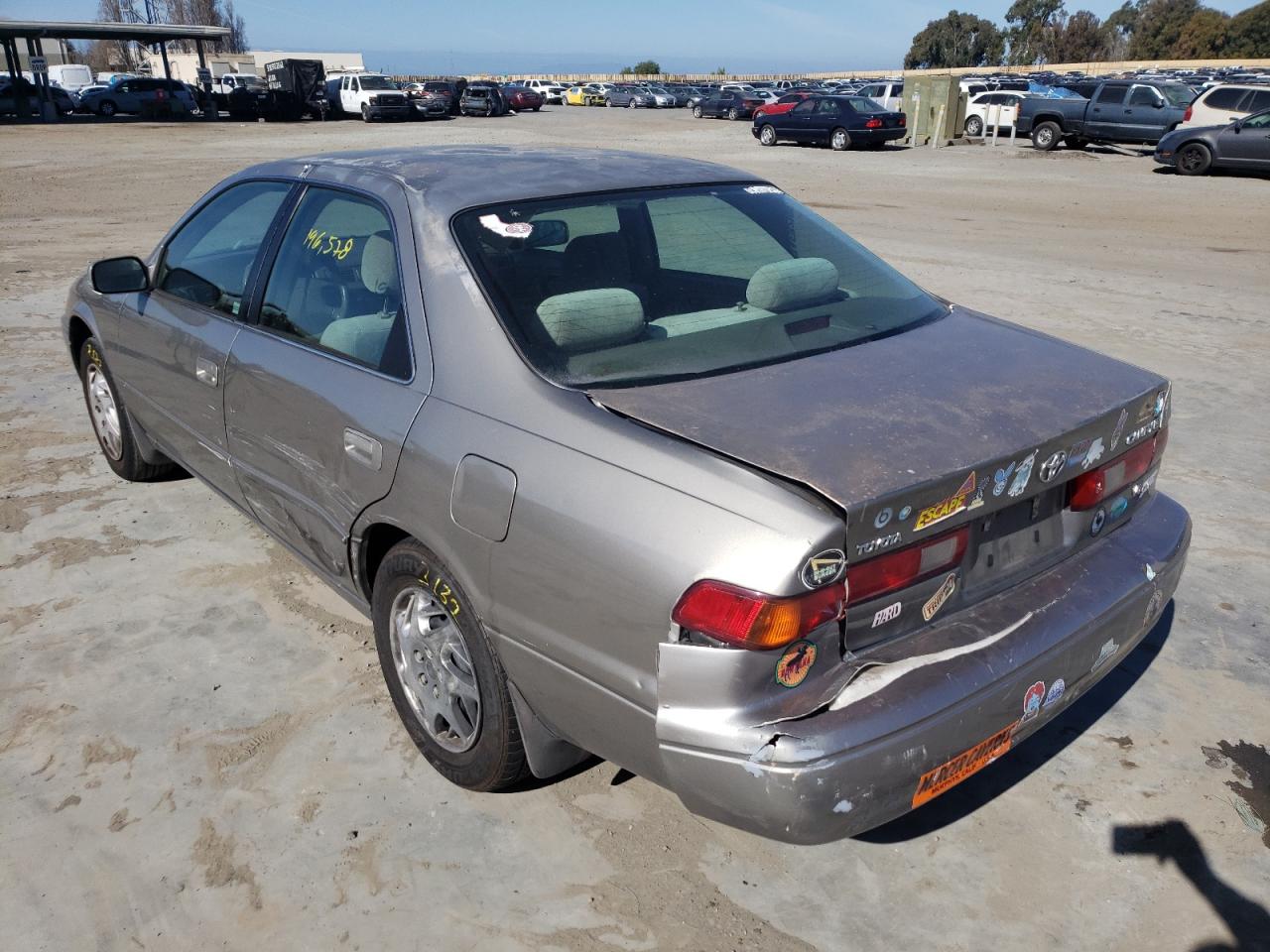 Photo 3 from auction – 1997 TOYOTA CAMRY CE A with VIN 4T1BF22K6VU032819