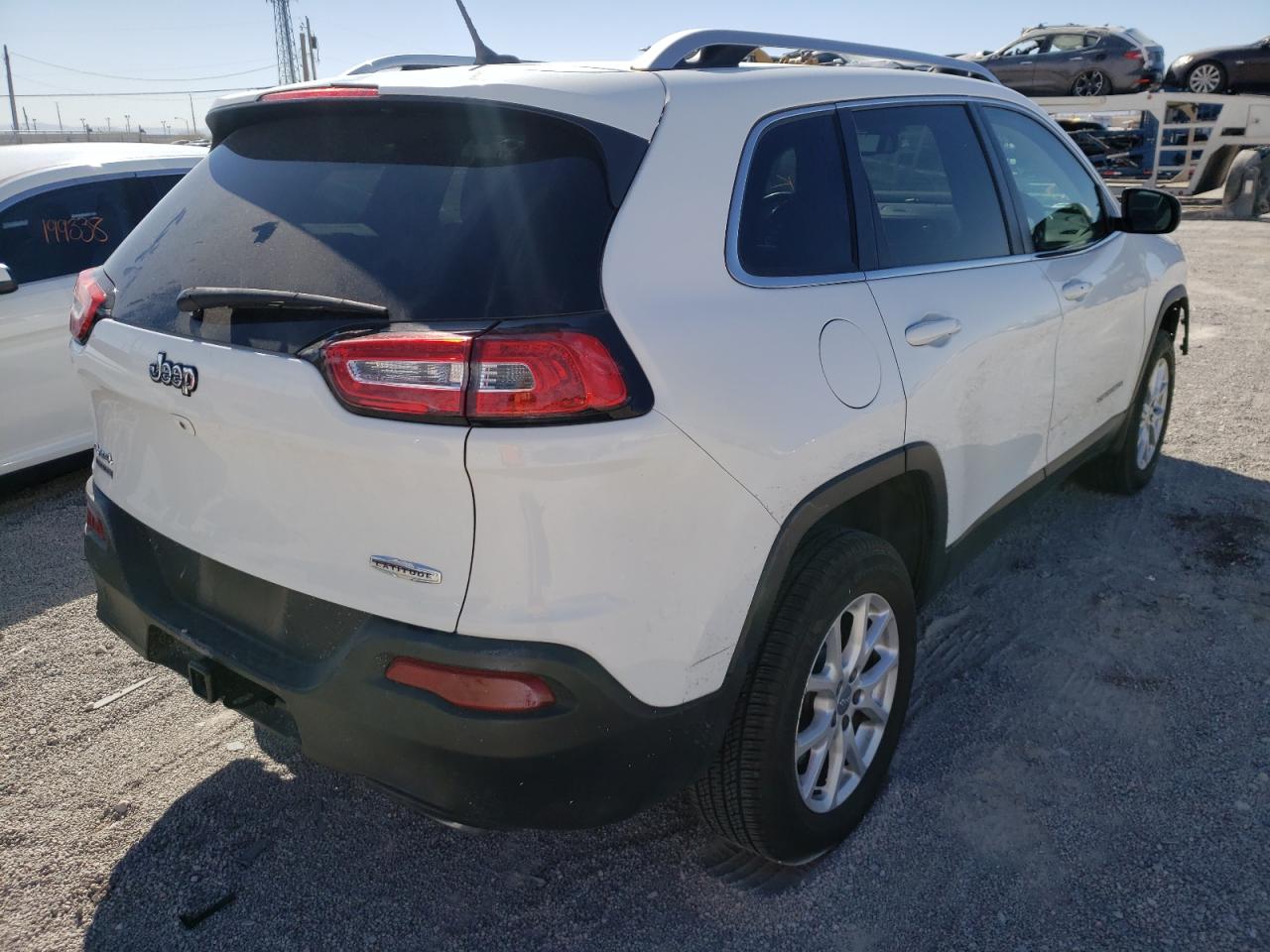 Photo 4 from auction – 2015 JEEP CHEROKEE L with VIN 1C4PJMCS0FW559067