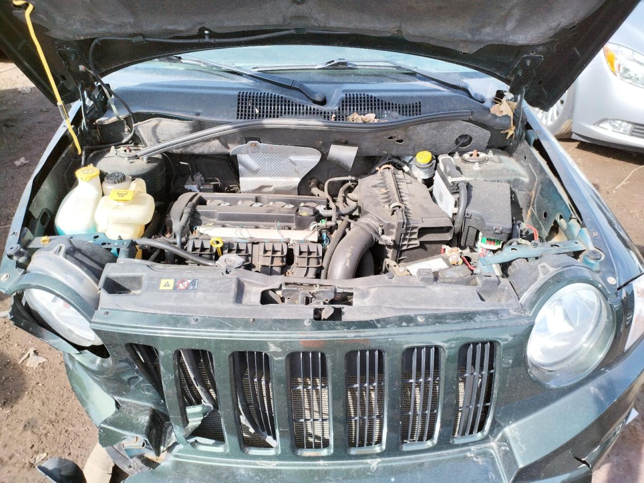 Photo 7 from auction – 2010 JEEP COMPASS SP with VIN 1J4NT1FAXAD676785
