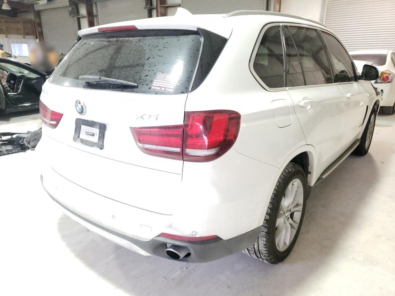Photo 4 from auction – 2015 BMW X5 XDRIVE3 with VIN 5UXKR0C58F0K58991