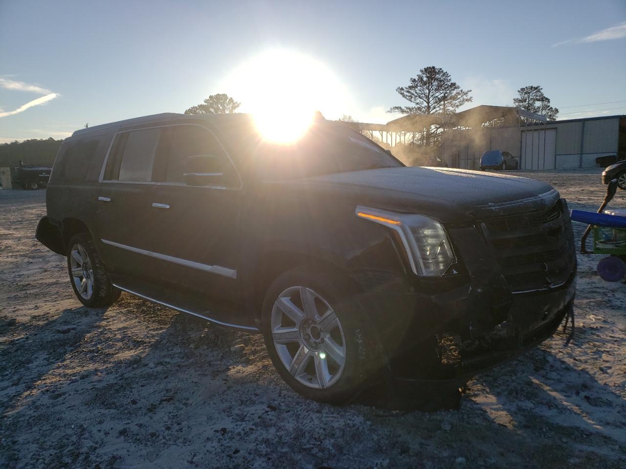 CADILLAC ESCALADE E 2015 with VIN 1GYS4SKJ8FR643077 - Photo from auction