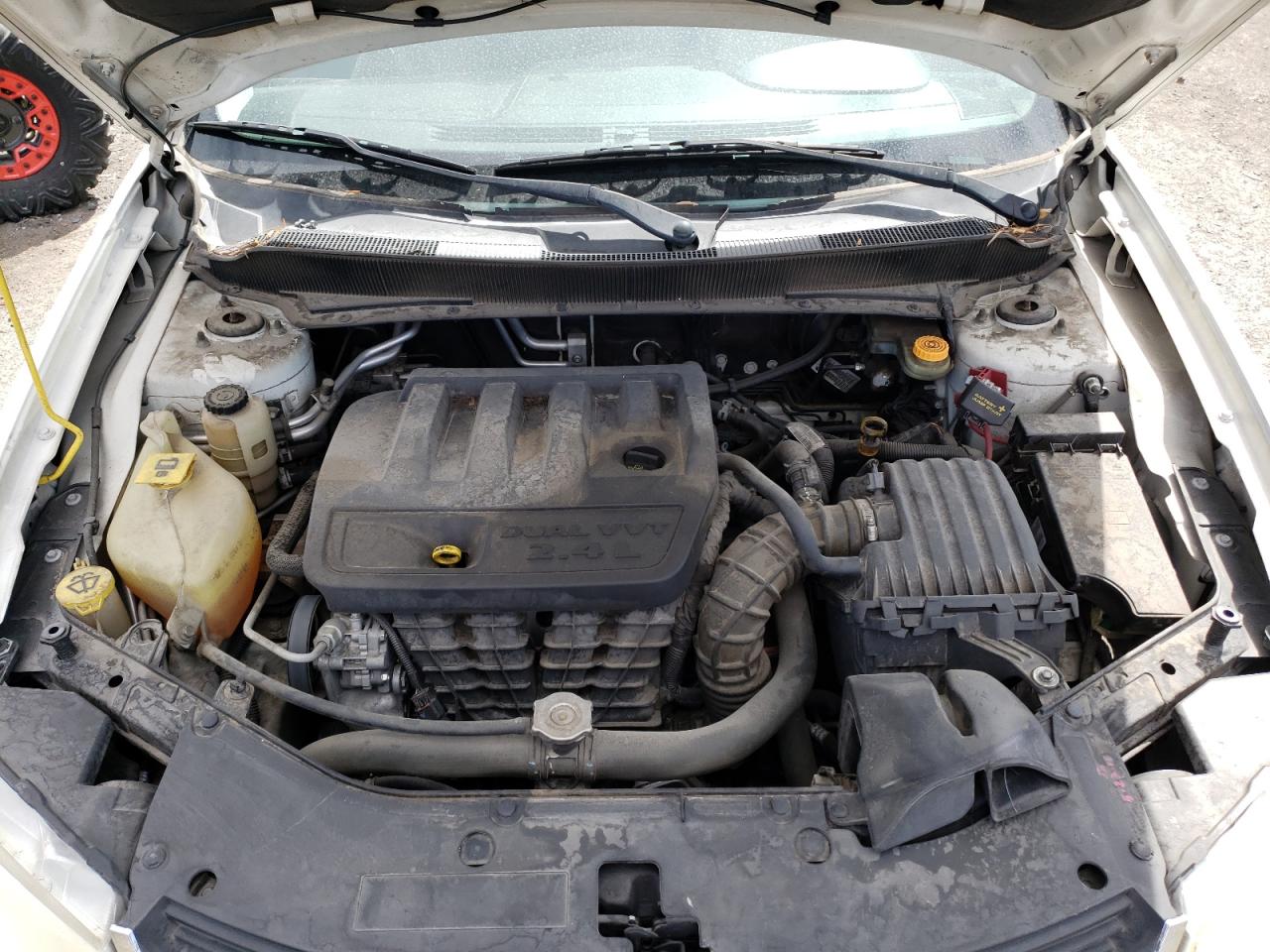 Photo 7 from auction – 2010 DODGE AVENGER R/ with VIN 1B3CC5FB0AN149153